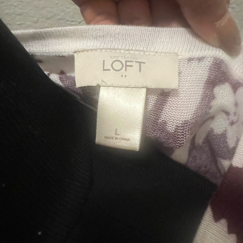 LOFT Burgundy and White Floral Cardigan - Picture 2 of 2